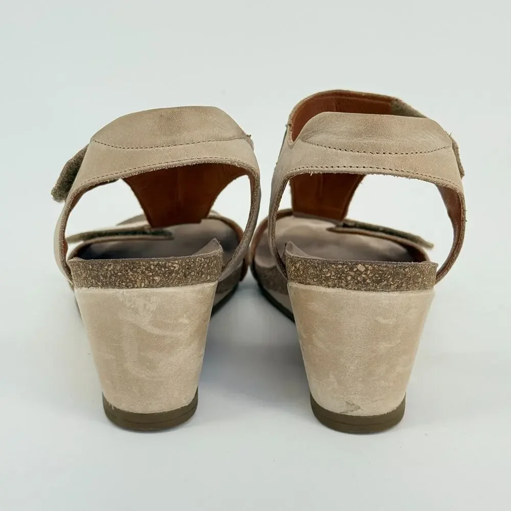 Taos Wedge Sandals Beige Leather Comfort Cork Hook Loop Casual Size 9.5 EU 40 - Picture 4 of 9